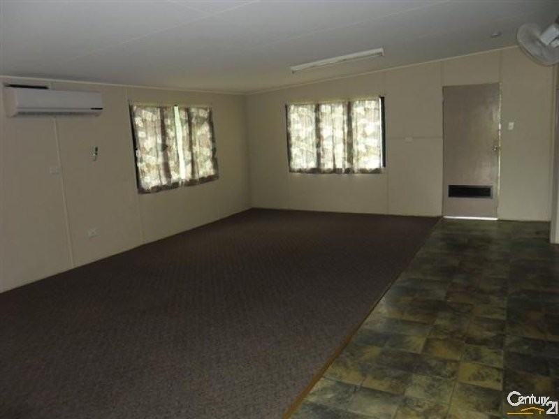 12 Bradfield Street, Collinsville QLD 4804