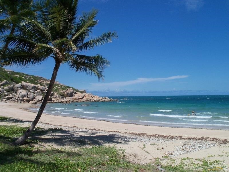 4/1 Casuarina Street, Bowen QLD 4805