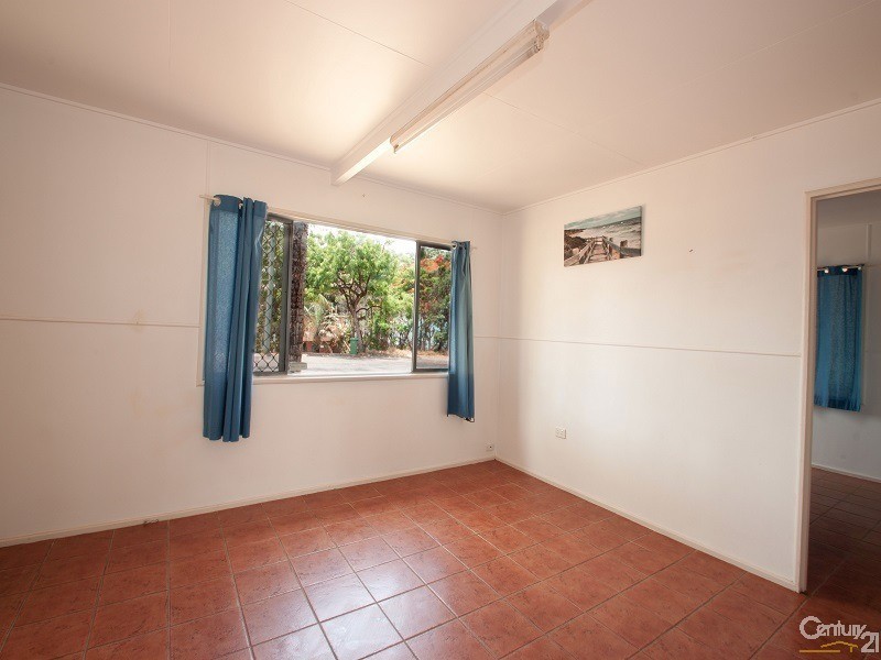 4/1 Casuarina Street, Bowen QLD 4805