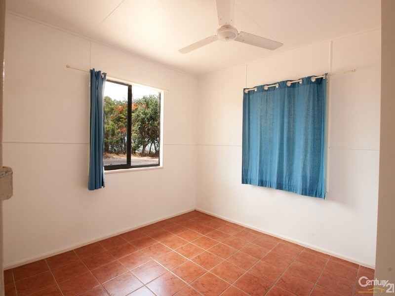 4/1 Casuarina Street, Bowen QLD 4805