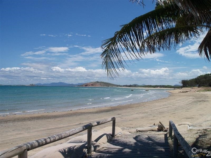 4/1 Casuarina Street, Bowen QLD 4805