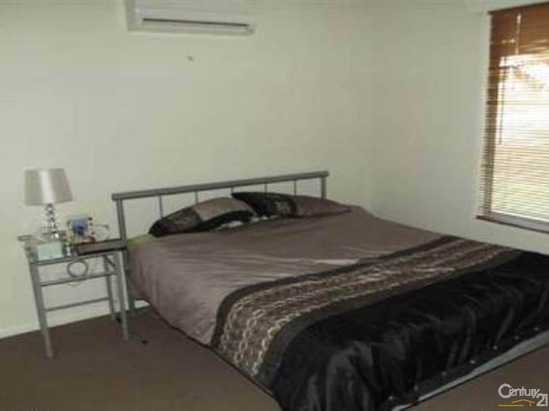 20 Walker Street, Collinsville QLD 4804