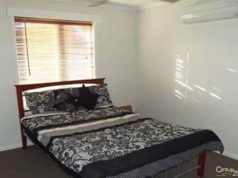 20 Walker Street, Collinsville QLD 4804