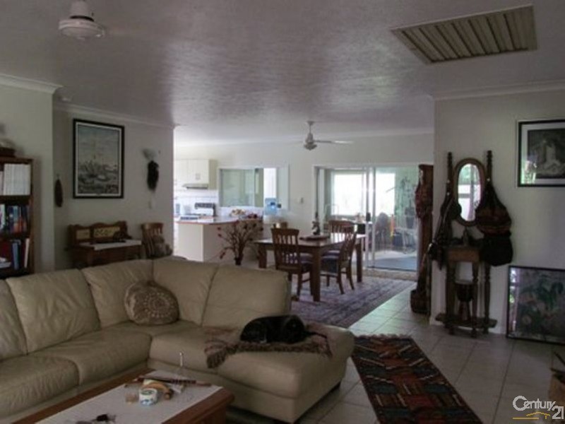 44  Avoca Road, Bowen QLD 4805