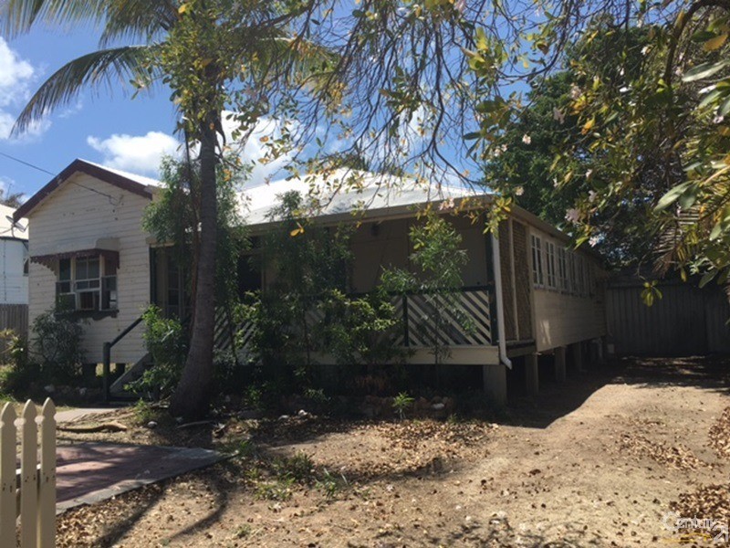 104 Powell Street, Bowen QLD 4805
