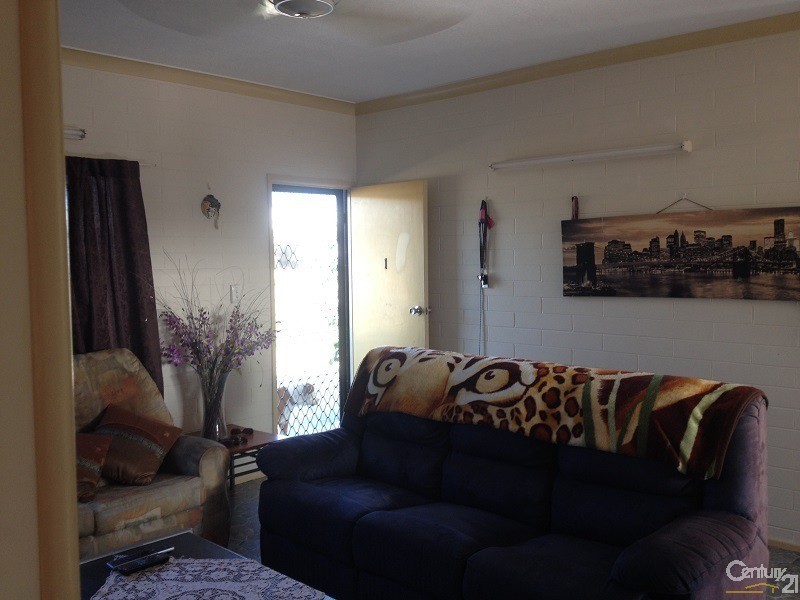 1/10 Sinclair Street, Bowen QLD 4805
