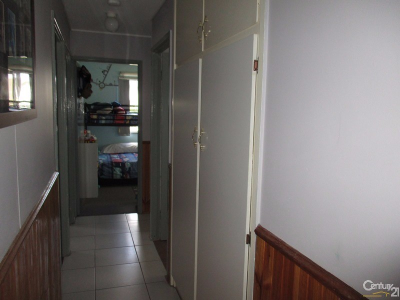 28 Eleventh Avenue, Scottville QLD 4804