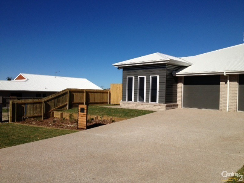 9A Daniel Street, Bowen QLD 4805