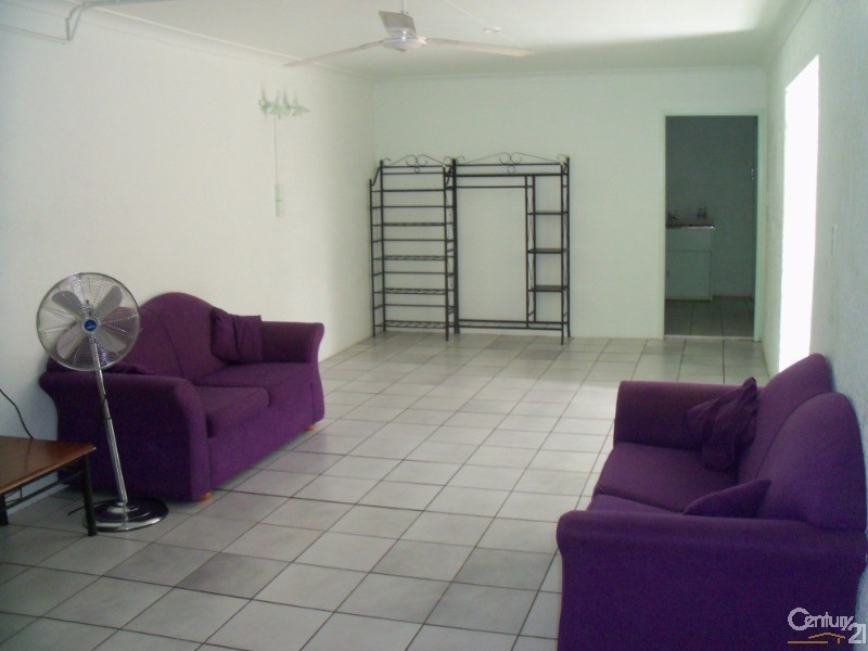 10 Dalrymple, Bowen QLD 4805