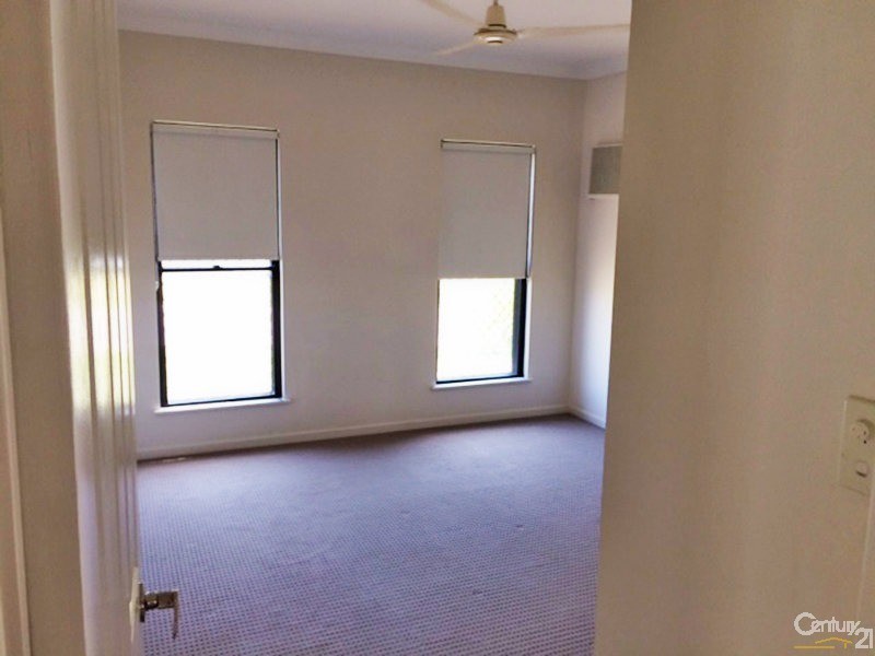 37 Seabreeze Crescent, Bowen QLD 4805