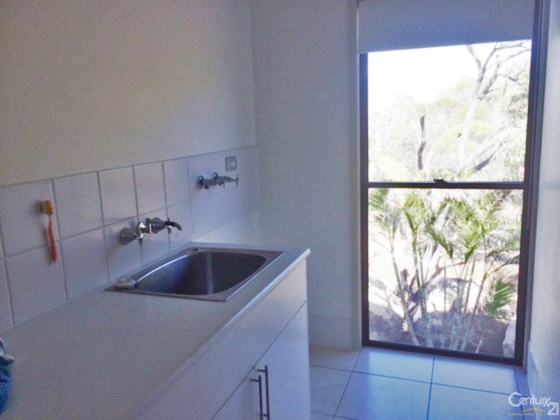 2/2 Lotus Lane, Bowen QLD 4805