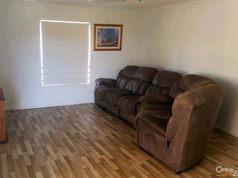 12 Shrubsole Street, Collinsville QLD 4804