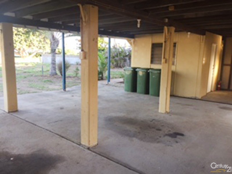 1/23 Bluewater Parade, Bowen QLD 4805