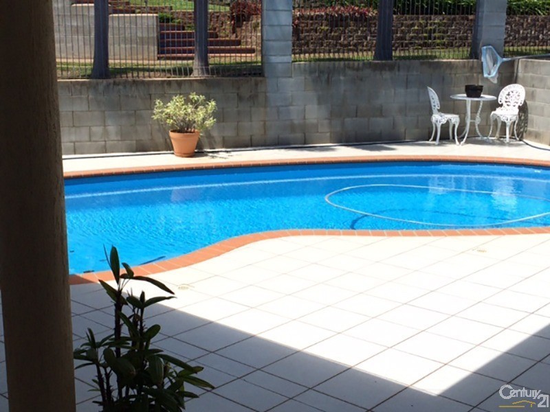 1 Pilcher Place, Bowen QLD 4805