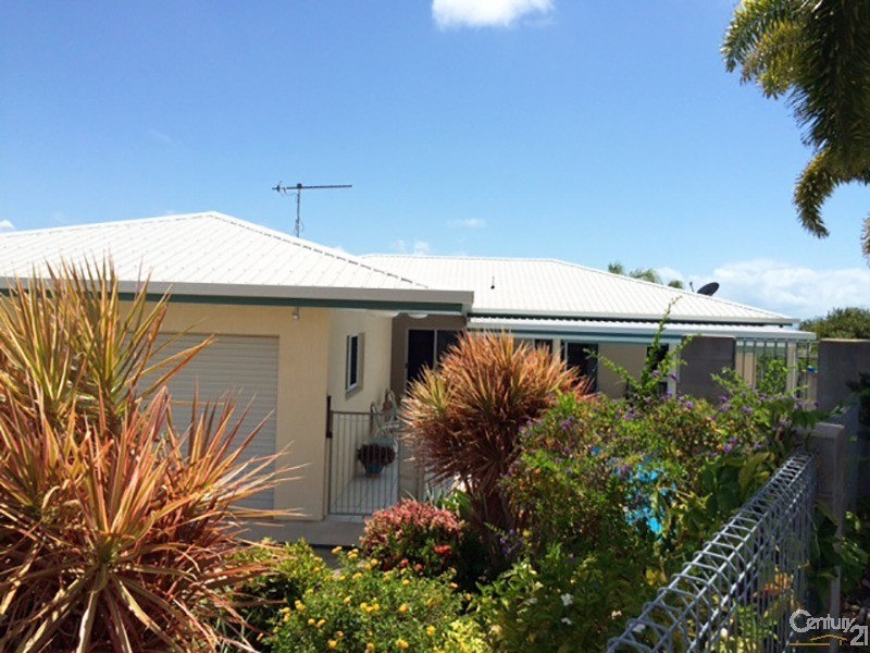 1 Pilcher Place, Bowen QLD 4805