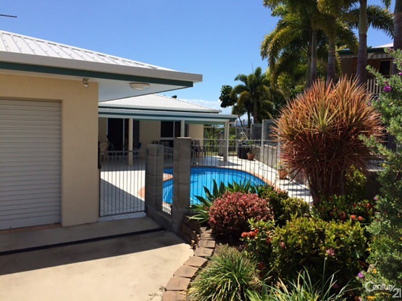 1 Pilcher Place, Bowen QLD 4805