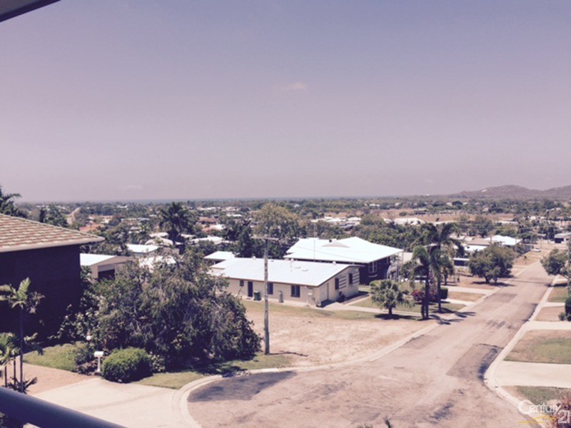 1 Pilcher Place, Bowen QLD 4805