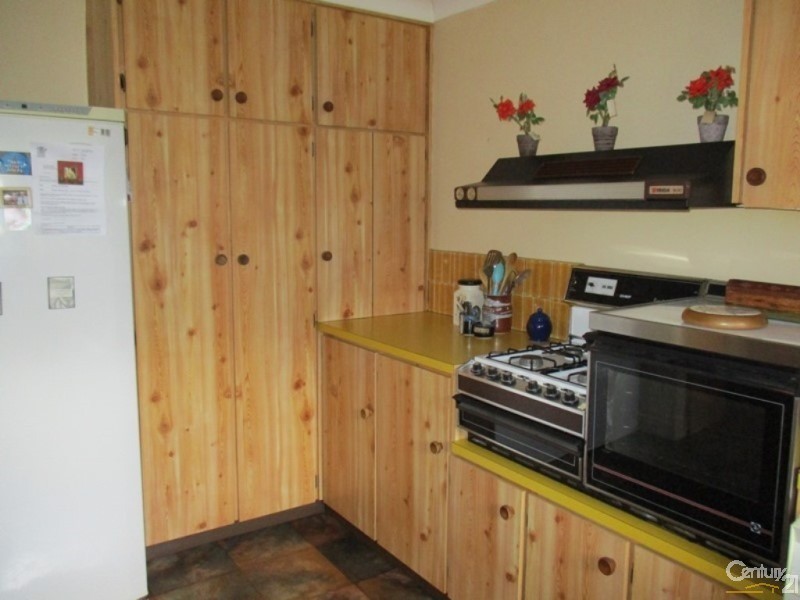 52 Eleventh Avenue, Scottville QLD 4804