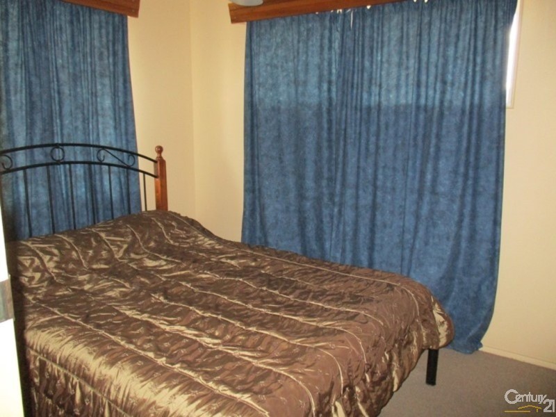 52 Eleventh Avenue, Scottville QLD 4804