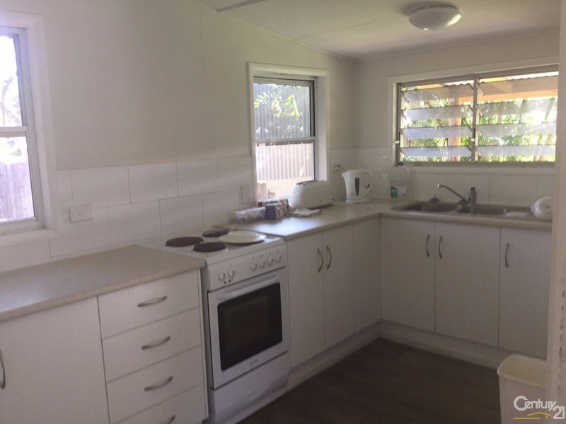 8a Dalrymple Street, Bowen QLD 4805