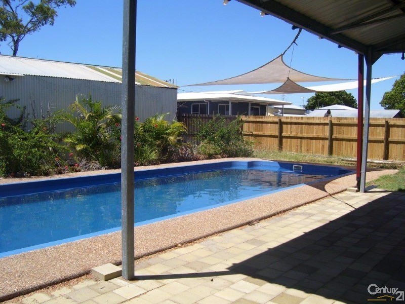 22 Fifth Avenue, Scottville QLD 4804
