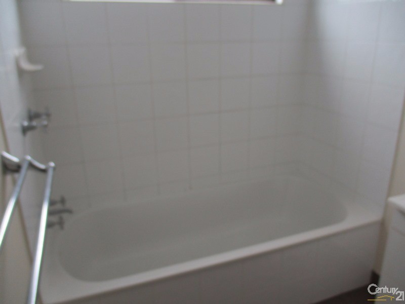 2/24 Miller Street, Collinsville QLD 4804