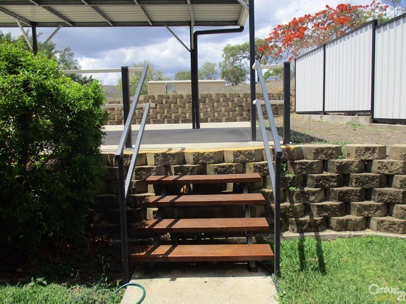 2/24 Miller Street, Collinsville QLD 4804