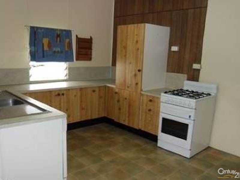 20 Belmore Street, Collinsville QLD 4804