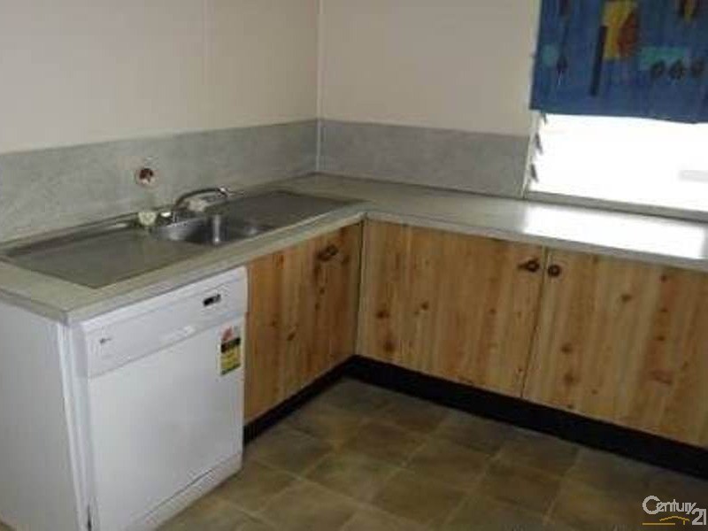 20 Belmore Street, Collinsville QLD 4804