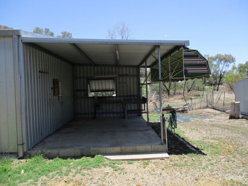 17 Gralton Street, Collinsville QLD 4804