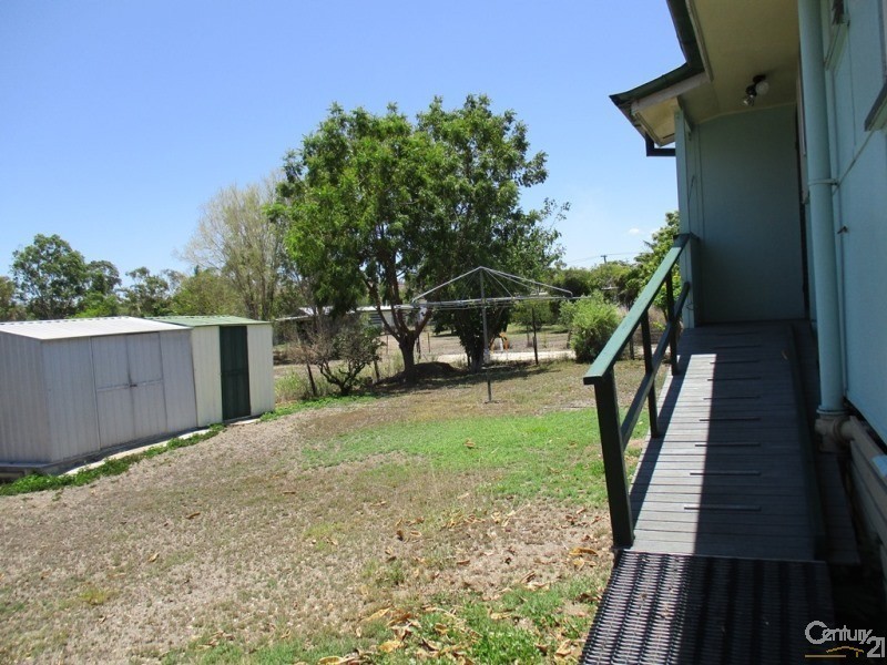 17 Gralton Street, Collinsville QLD 4804