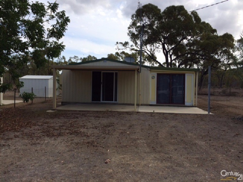 25 Pitcain Avenue, Bowen QLD 4805