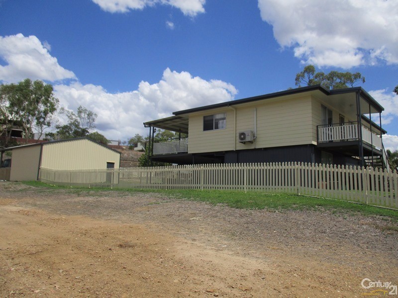 11 Miller Street, Collinsville QLD 4804