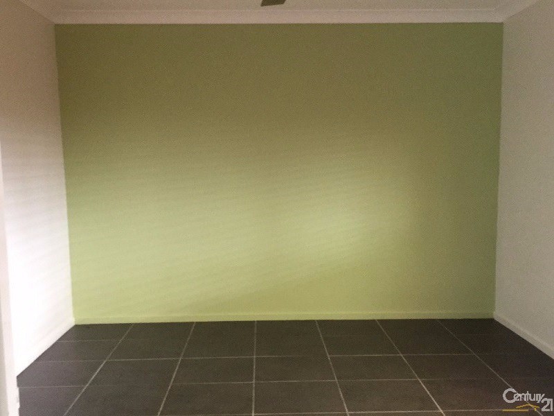 4/10 Sinclair Street, Bowen QLD 4805