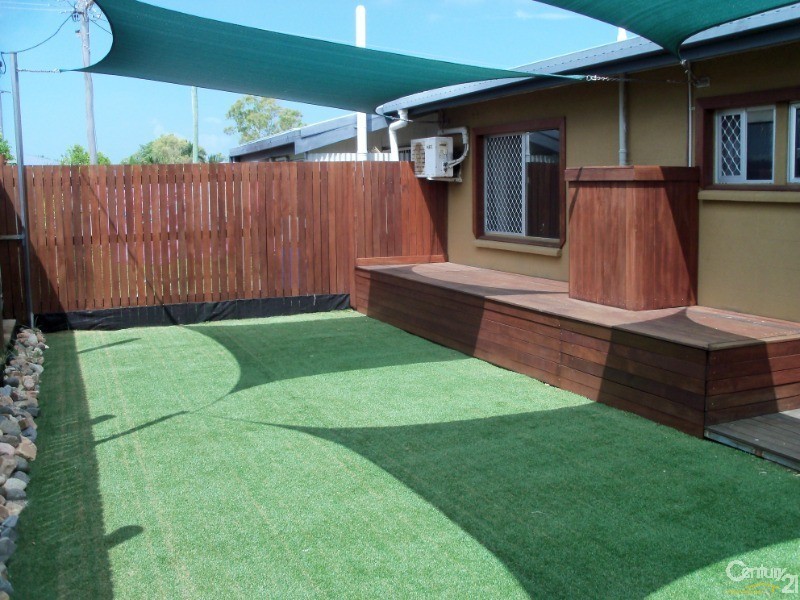 2 25 St Kilda Street, Bowen QLD 4805