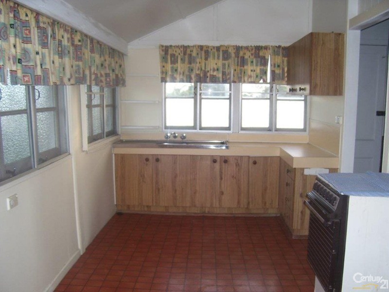 22 Fifth Avenue, Collinsville QLD 4804