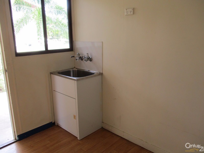 33 Belmore Street, Collinsville QLD 4804