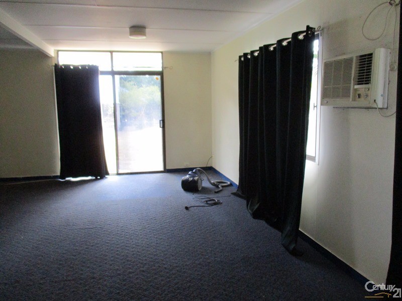 33 Belmore Street, Collinsville QLD 4804