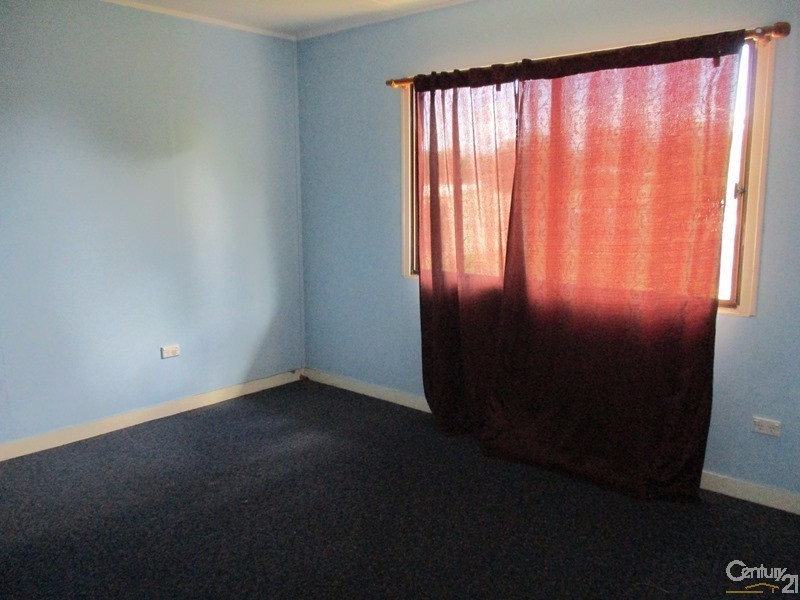 33 Belmore Street, Collinsville QLD 4804