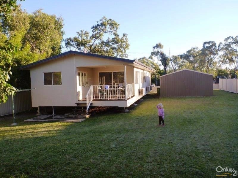 26 Bradfield Street, Collinsville QLD 4804