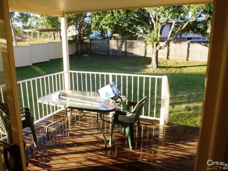 26 Bradfield Street, Collinsville QLD 4804