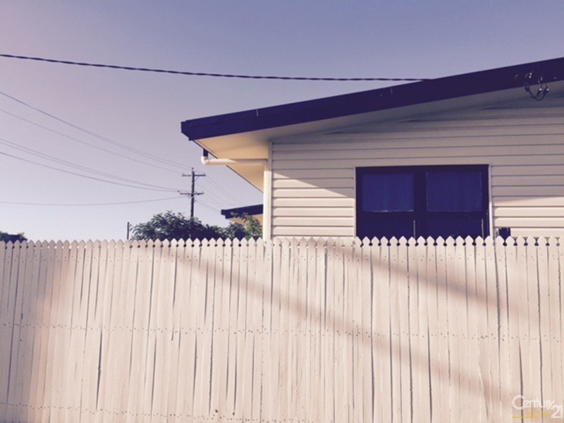 20 West Street, Bowen QLD 4805