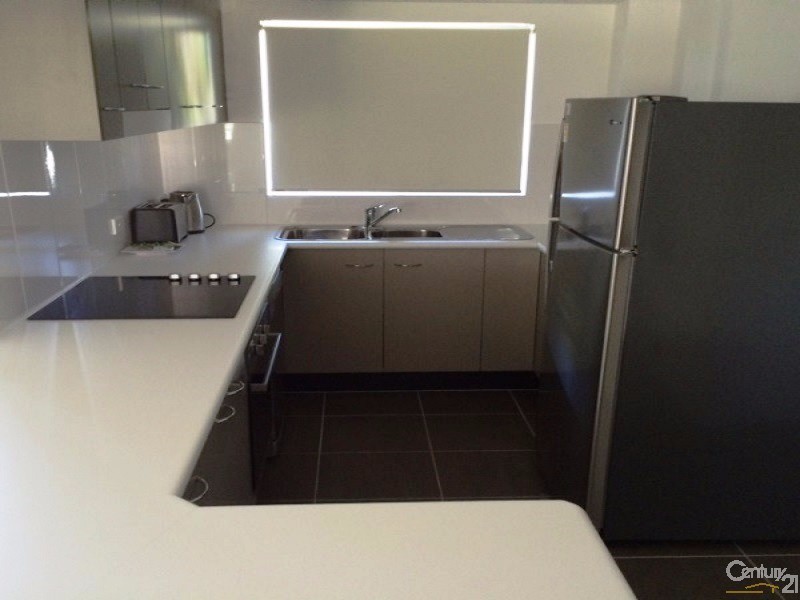 6 Brisbane Street, Bowen QLD 4805