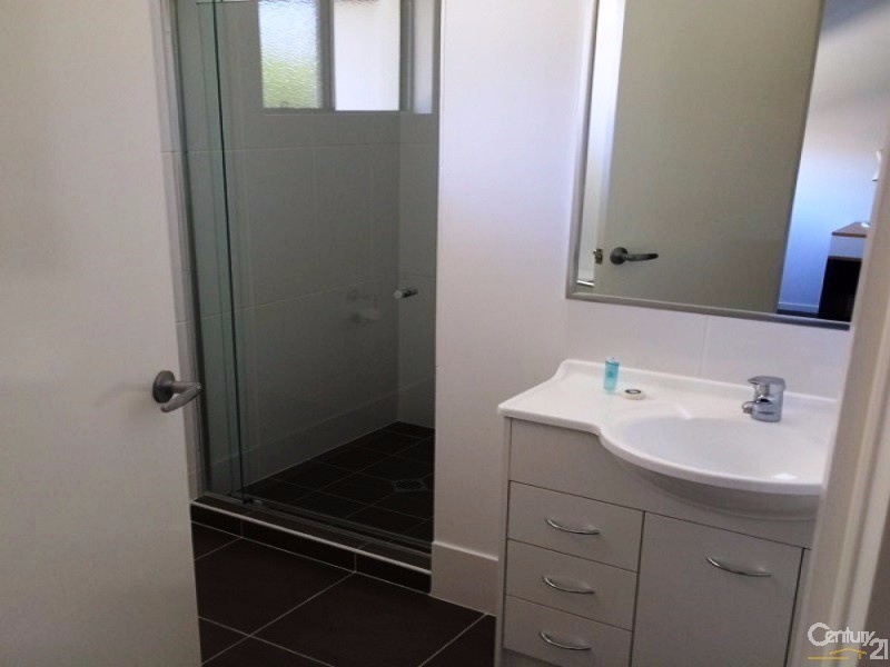 6 Brisbane Street, Bowen QLD 4805