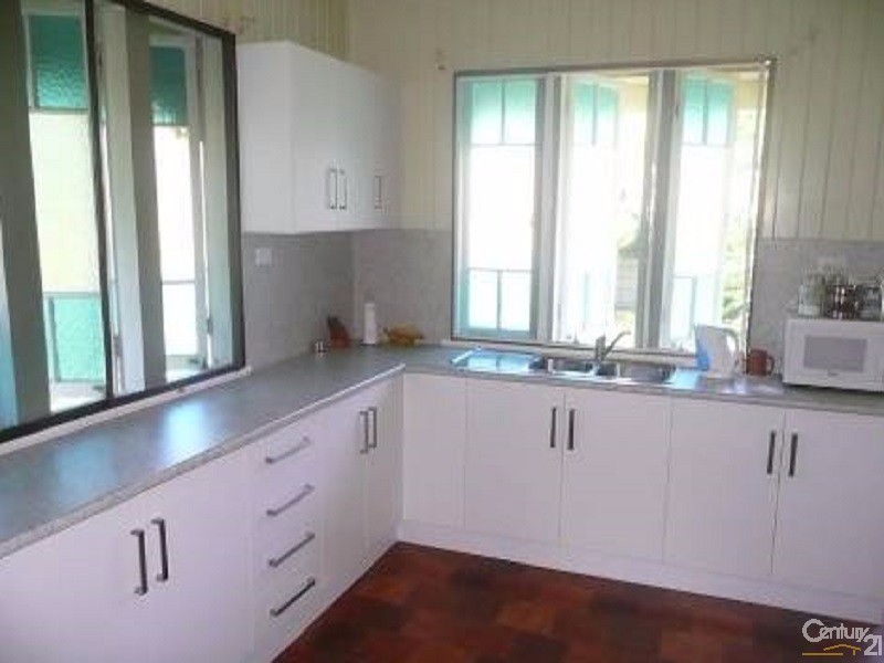 18 George Street, Bowen QLD 4805
