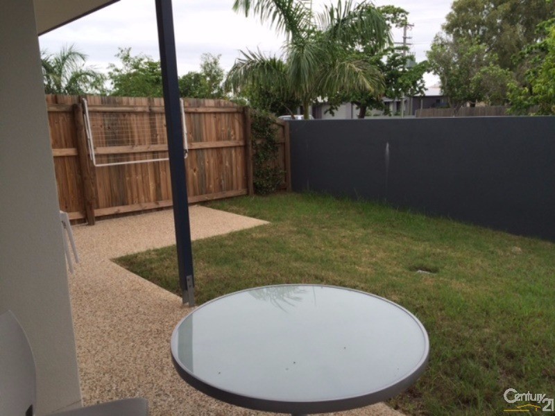 3/6 Brisbane Street, Bowen QLD 4805