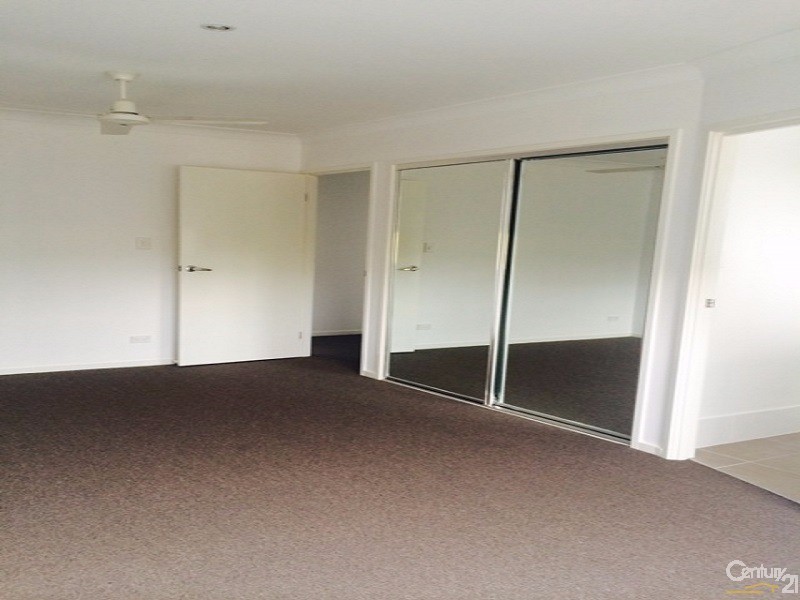 3/6 Brisbane Street, Bowen QLD 4805