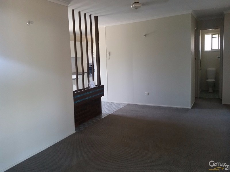 4 Robe Street, Bowen QLD 4805