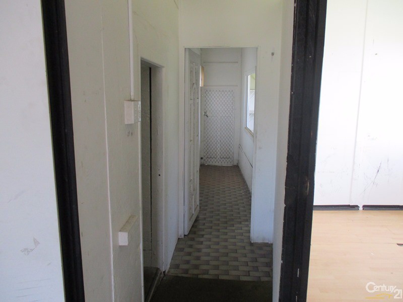 24-26 Stanley Street, Collinsville QLD 4804