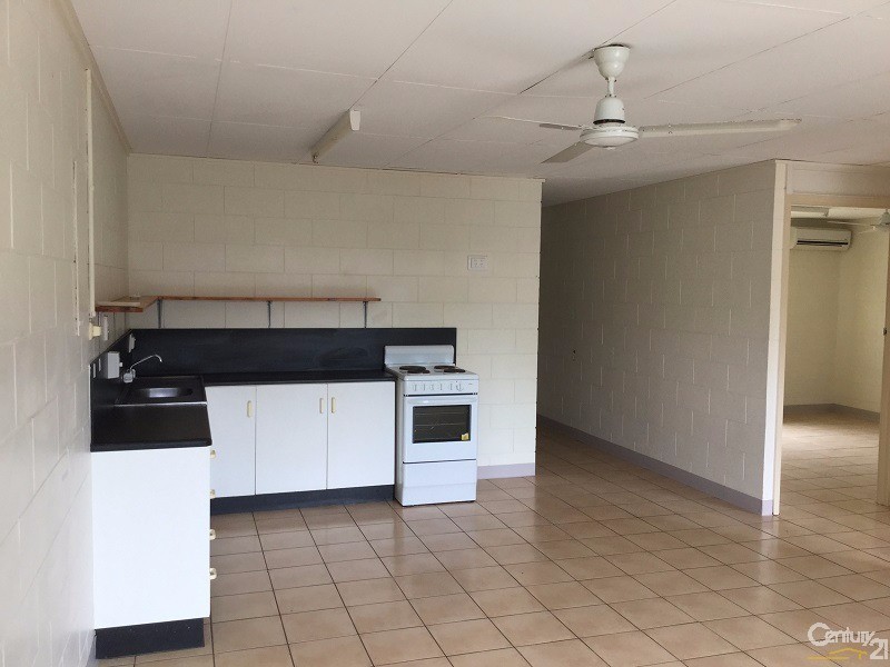 1/25 St Kilda Street, Bowen QLD 4805